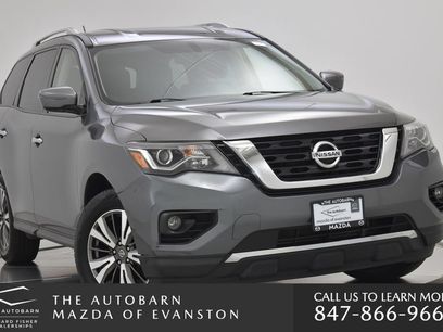 Used 2017 Nissan Pathfinder SV