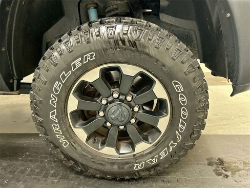 Used 2017 RAM 2500 Power Wagon w/ Leather & Luxury Group image 8