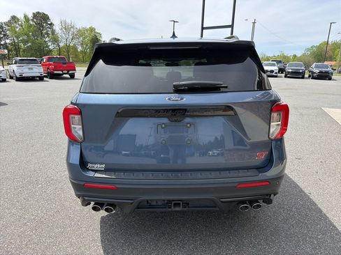 Used 2020 Ford Explorer ST w/ ST Street Pack image 7