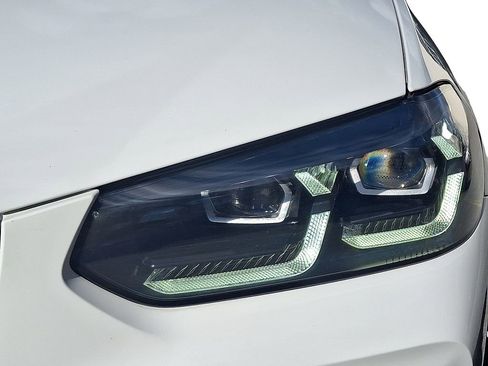 Used 2022 BMW X3 xDrive30i w/ Premium Package image 10