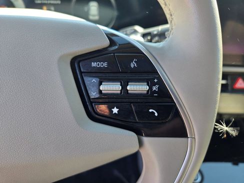 Used 2023 Kia Niro Wave image 13