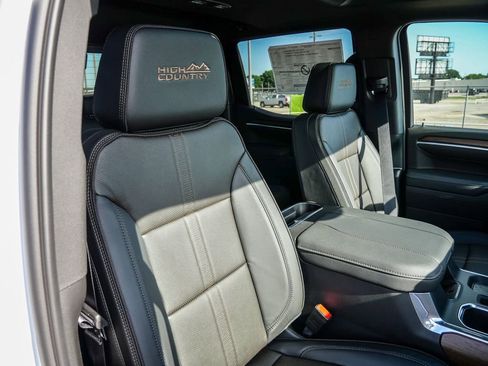 New 2026 Chevrolet Silverado 1500 High Country AWD/4WD image 22