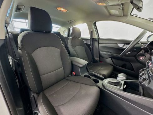 Used 2024 Kia Forte LXS image 25