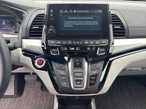 Used 2023 Honda Odyssey Touring image 21