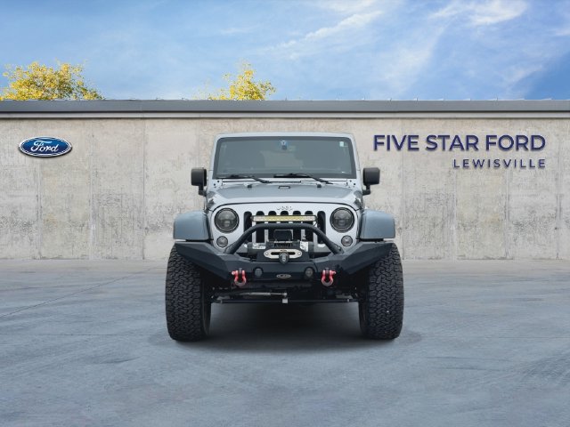 Used 2016 Jeep Wrangler Unlimited Rubicon w/ Connectivity Group AWD/4WD image 3