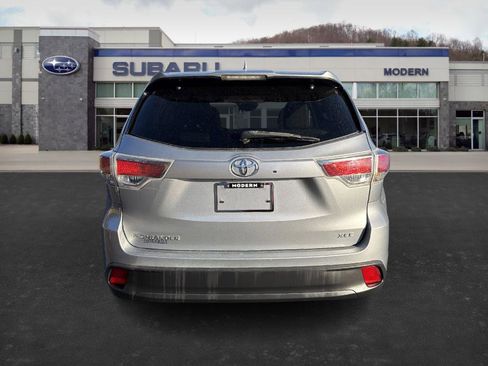 Used 2015 Toyota Highlander XLE image 6