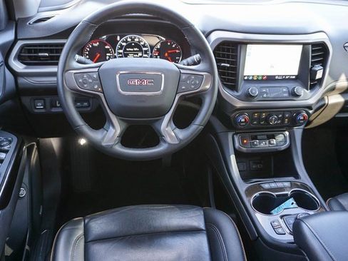 Used 2023 GMC Acadia AT4 w/ Technology Package image 17