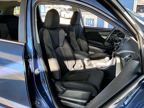 Used 2022 Subaru Ascent Premium w/ Convenience Package image 8