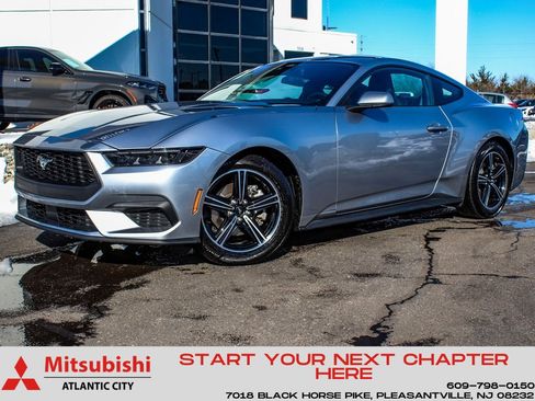 Used 2025 Ford Mustang Premium image 1