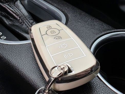 Used 2019 Ford Mustang Premium image 28