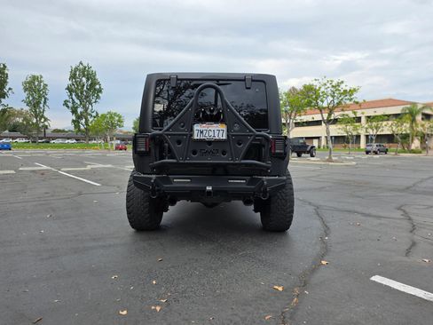 Used 2013 Jeep Wrangler Unlimited Sport AWD/4WD image 9