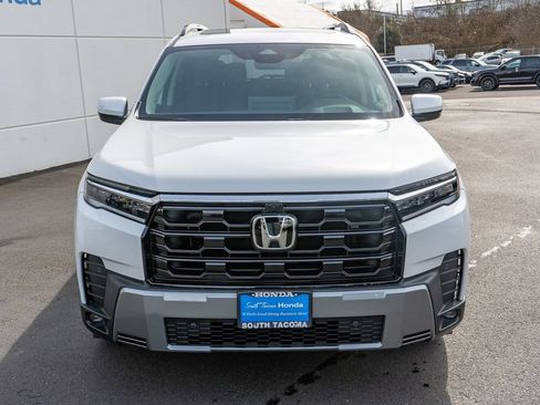 New 2026 Honda Pilot Elite image 3