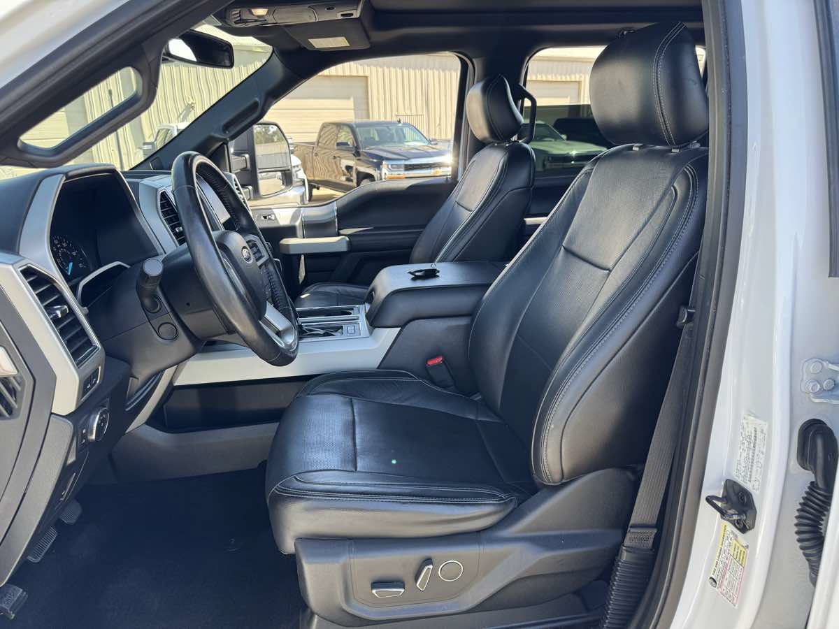 Used 2017 Ford F150 Lariat w/ Equipment Group 502A Luxury AWD/4WD image 23