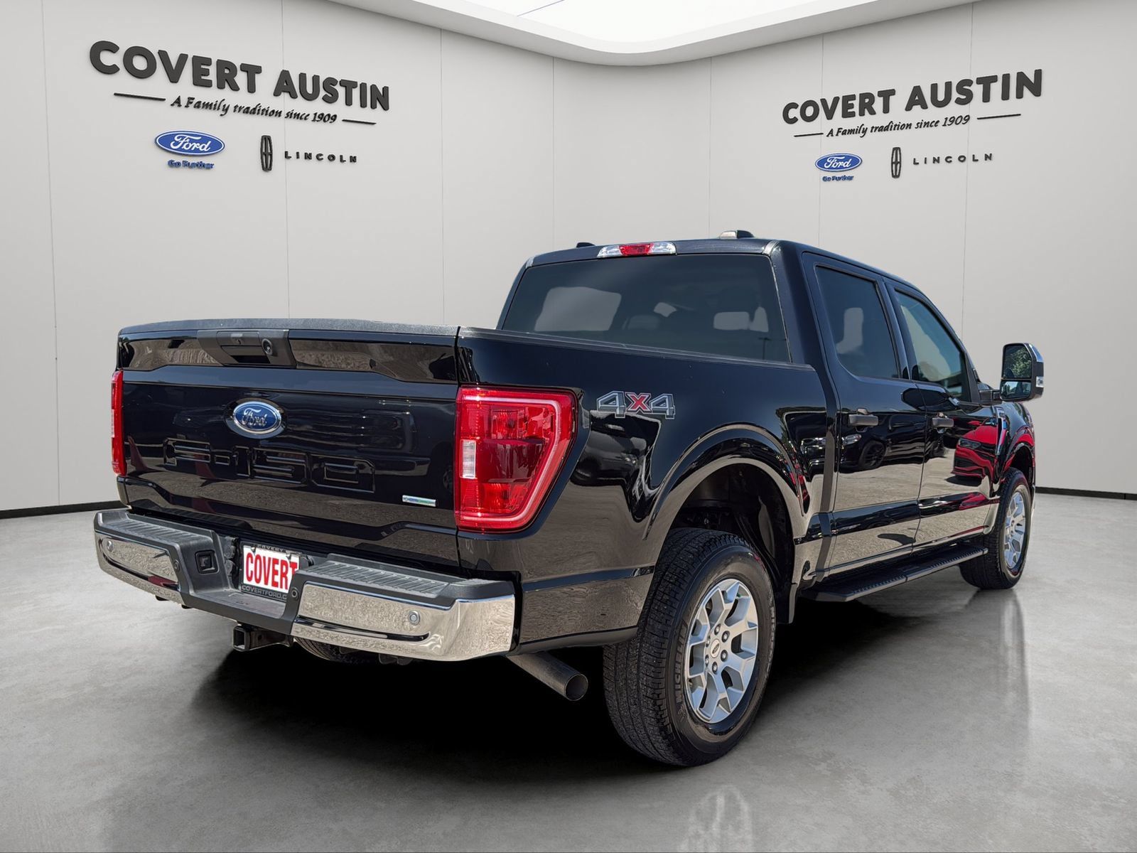 Certified 2022 Ford F150 XLT w/ Equipment Group 301A Mid AWD/4WD image 5