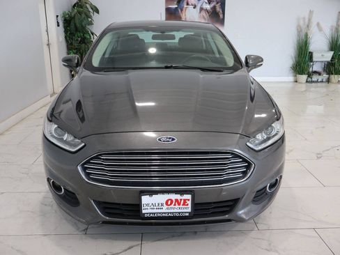 Used 2016 Ford Fusion SE w/ Equipment Group 201A FWD image 8
