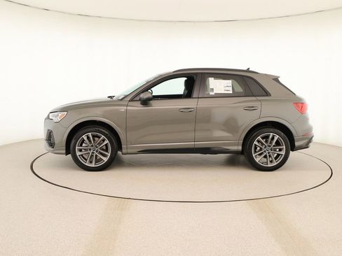 New 2025 Audi Q3 2.0T Premium image 2