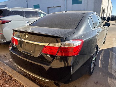 Used 2015 Honda Accord EX-L image 6