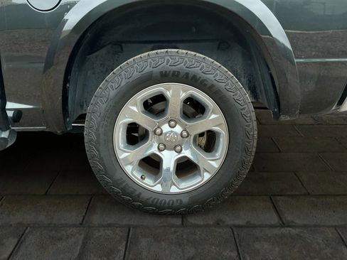 Used 2017 RAM 1500 Laramie w/ Convenience Group image 15