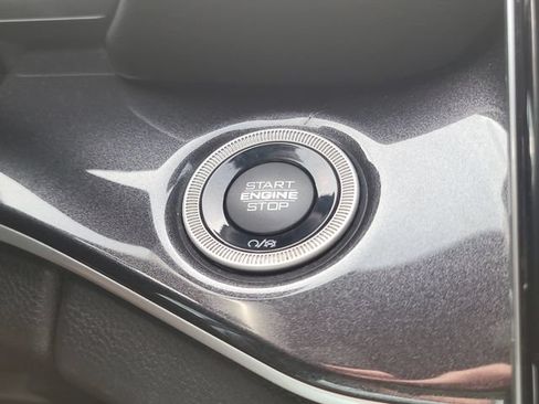Used 2021 Jeep Grand Cherokee L Laredo AWD/4WD image 30