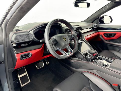 Used 2024 Lamborghini Urus S AWD/4WD image 9