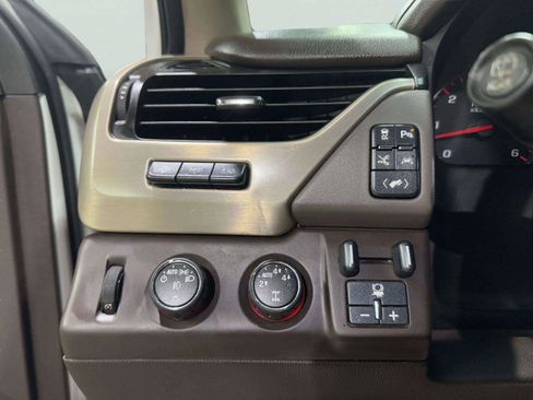 Used 2016 GMC Yukon Denali w/ Open Road Package AWD/4WD image 29