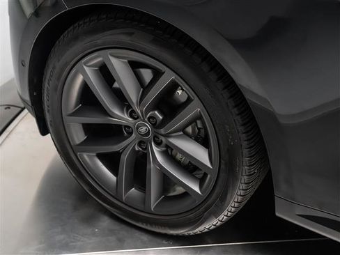 New 2025 Land Rover Range Rover Sport SE image 10