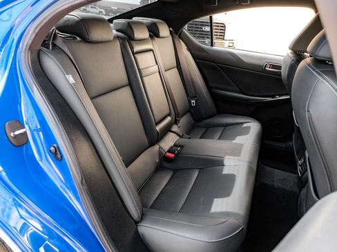 Used 2021 Lexus IS 300 w/ Accessory Package image 33