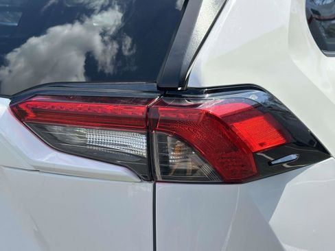 Used 2025 Toyota RAV4 XLE image 12