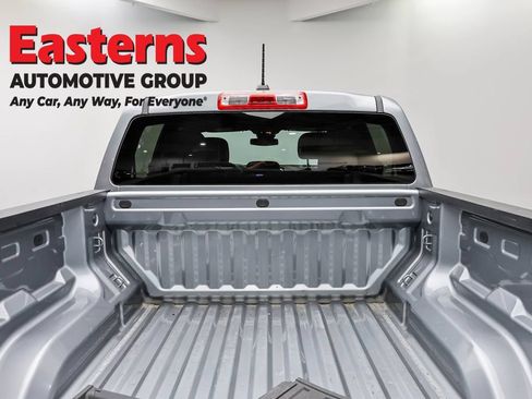 Used 2023 Chevrolet Colorado W/T RWD image 9