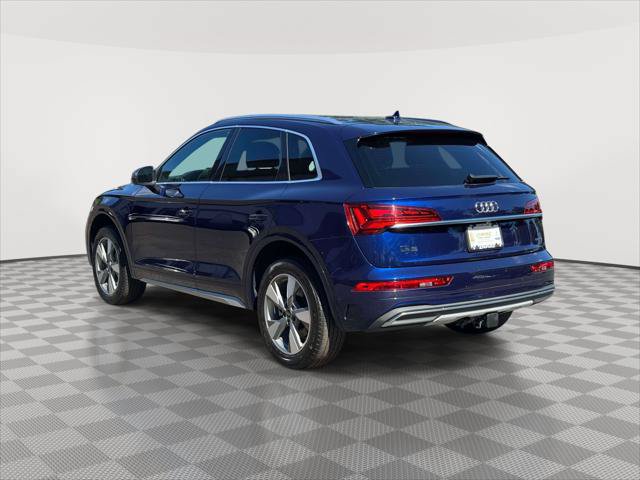 Used 2023 Audi Q5 2.0T Premium w/ Convenience Package AWD/4WD image 5