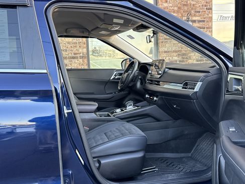 Used 2024 Mitsubishi Outlander SE image 15