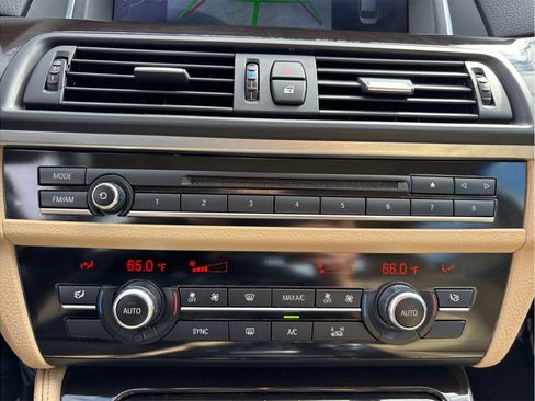 Used 2016 BMW 528i Sedan image 28