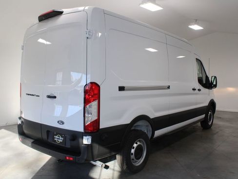 New 2026 Ford Transit 250 148 Medium Roof w/ Load Area Protection Package RWD image 8