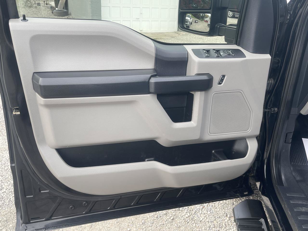 Used 2022 Ford F350 XL w/ STX Appearance Package AWD/4WD image 17
