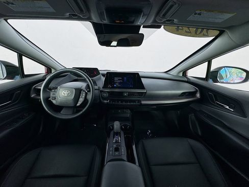 Used 2024 Toyota Prius XLE image 36