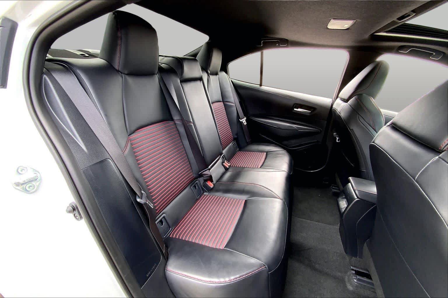 Used 2026 Toyota Corolla XSE FWD image 19