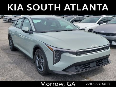 New 2026 Kia K4 LXS FWD image 1