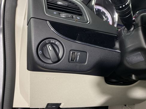 Used 2016 Dodge Grand Caravan SE FWD image 21