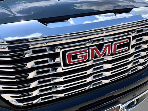 Used 2024 GMC Sierra 1500 Denali w/ Denali Reserve Package RWD image 30