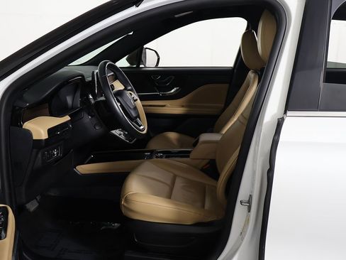 Used 2022 Lincoln Corsair Reserve w/ Elements Package image 26