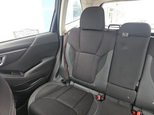 Used 2019 Subaru Forester Premium AWD/4WD image 11