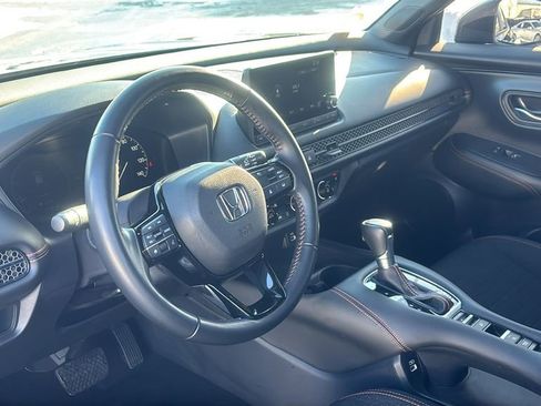 Used 2023 Honda HR-V Sport image 26