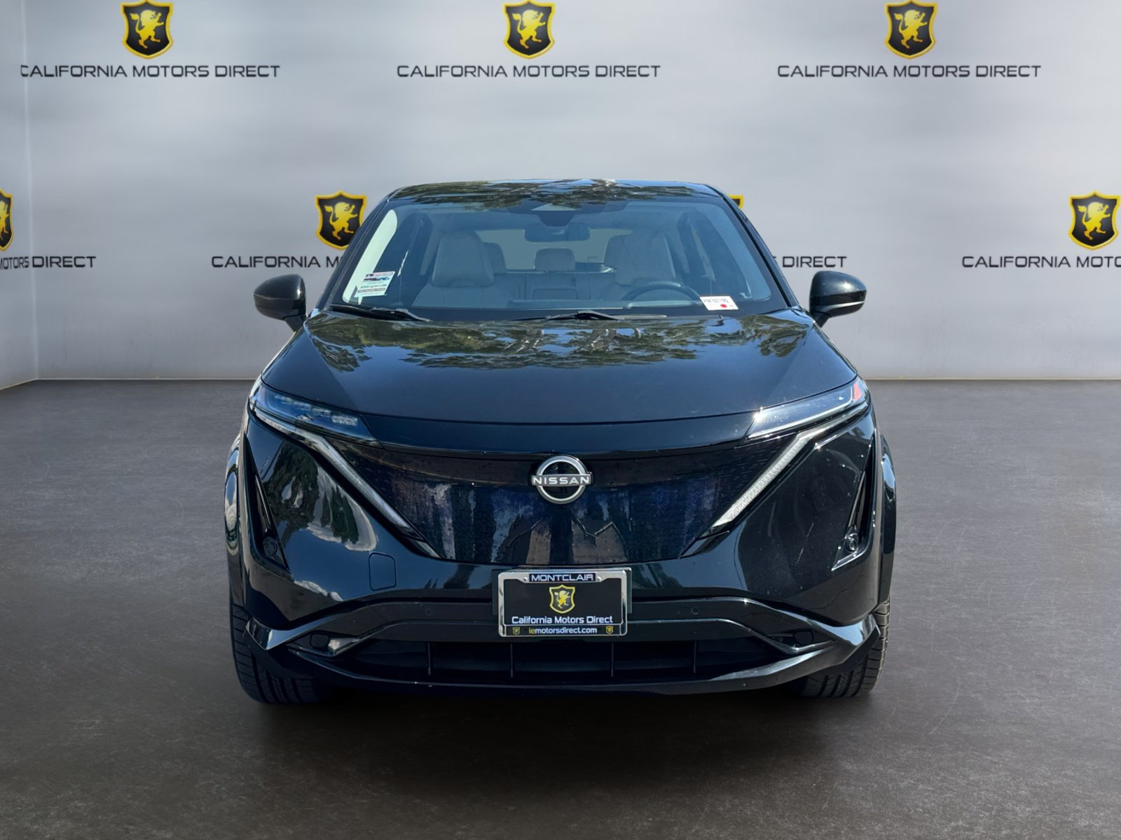 Used 2023 Nissan Ariya AWD image 8