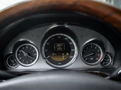 Used 2012 Mercedes-Benz E 350 Sedan image 23