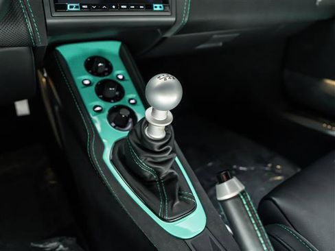 Used 2021 Lotus Evora RWD image 27