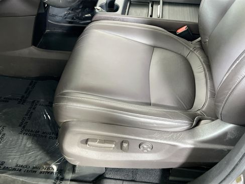 Used 2023 Honda Odyssey EX-L image 18