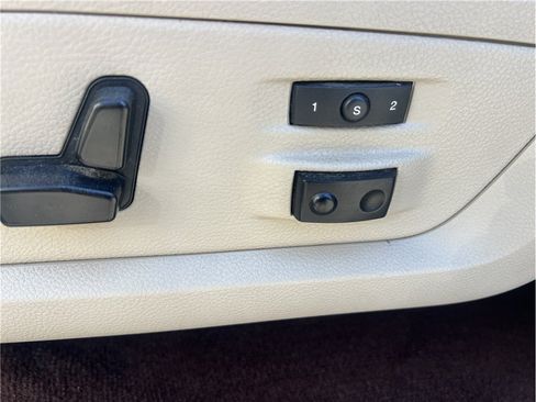 Used 2014 RAM 1500 Laramie w/ Convenience Group AWD/4WD image 22