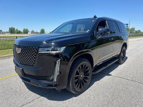 Used 2022 Cadillac Escalade Premium Luxury AWD/4WD image 1