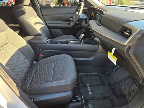 Certified 2026 Nissan Kicks SV FWD image 20