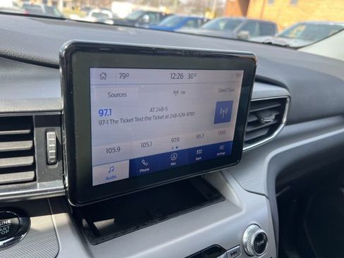 Certified 2022 Ford Explorer XLT w/ Equipment Group 202A image 12